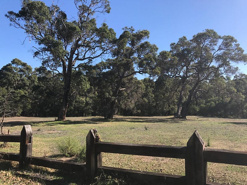 203 Marrinup Drive, Yallingup, WA 6282