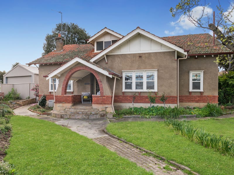 2 Eaglehawk Road, Bendigo, Vic 3550 Property Details