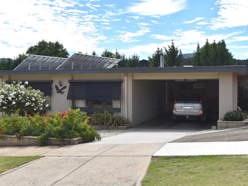 27 Robert Street, Myrtleford, Vic 3737 Property Details