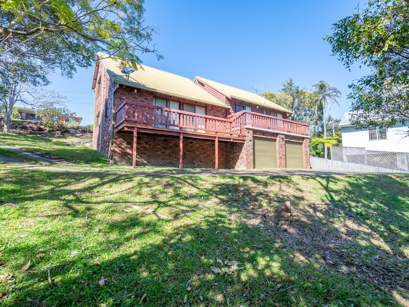 19 Schofield Drive, Safety Beach, NSW 2456