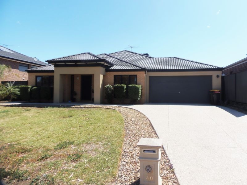 40 Melfin Drive, Hillside, VIC 3037