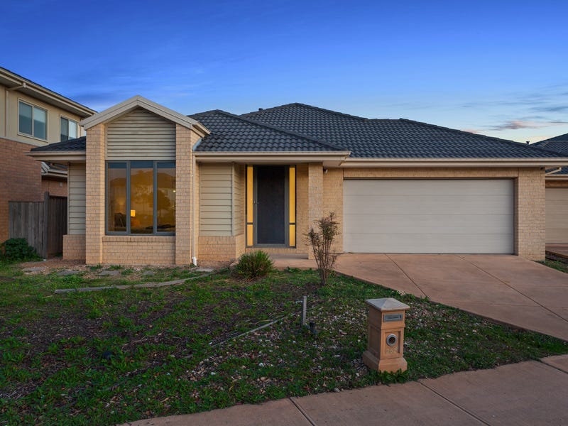 252 Sanctuary Lakes South Boulevard, Point Cook, VIC 3030 realestate