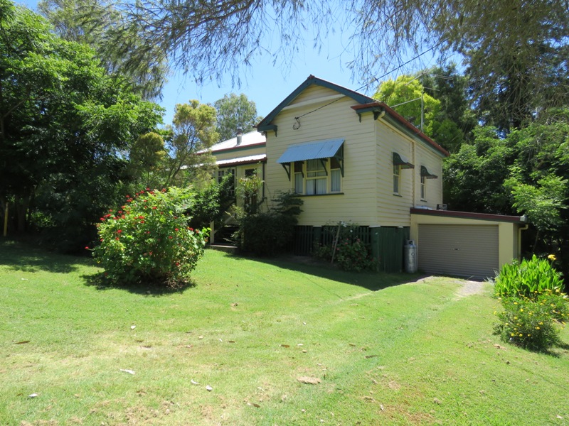 Houses for Sale in Nanango, QLD 4615