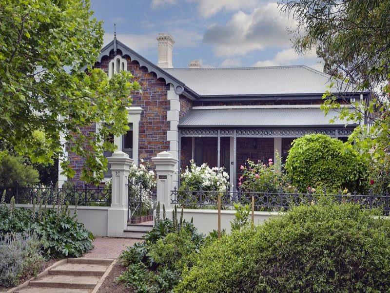 37 Seventh Avenue, St Peters, SA 5069