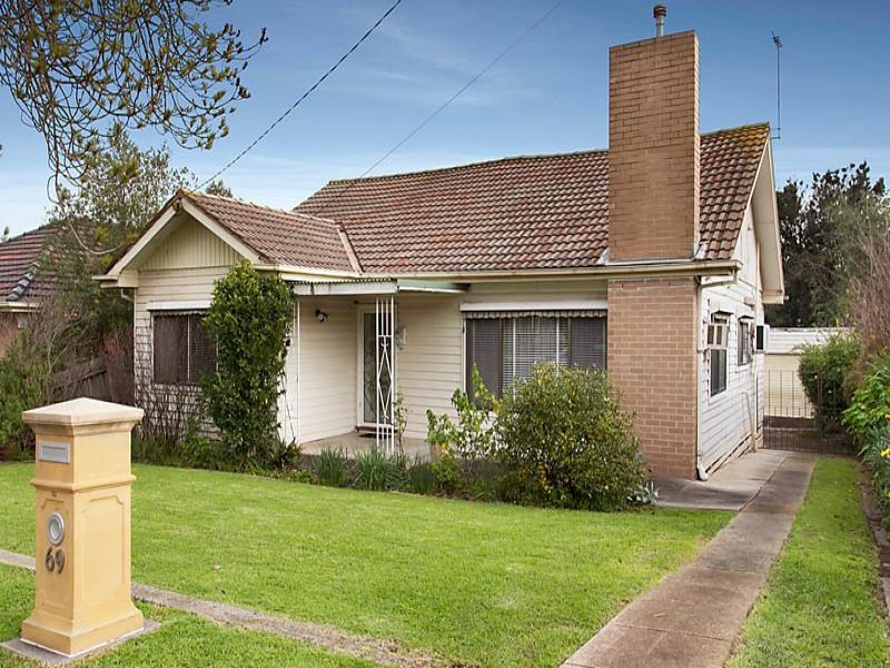 69 Bradshaw Street, Essendon, Vic 3040 Property Details