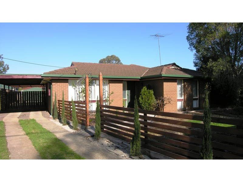 100 McClelland Avenue, Lara, Vic 3212 Property Details