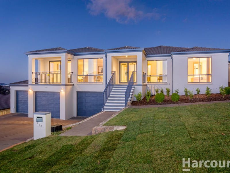 122 Waterfall Drive, Jerrabomberra, NSW 2619