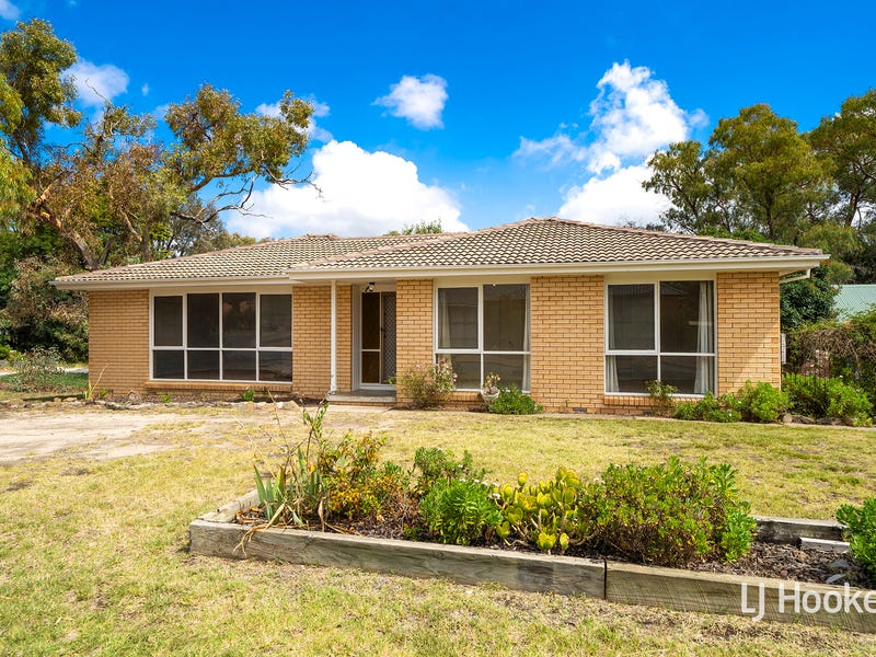 4 Mckid Court, Charnwood, ACT 2615 Property Details