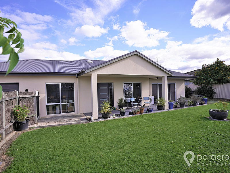 1/94 Station Road, Foster, Vic 3960 - Property Details