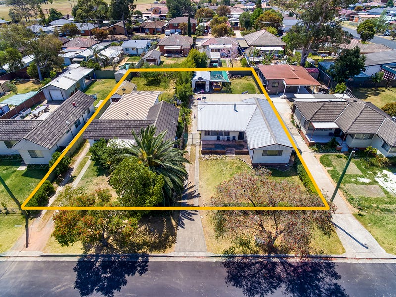 8 Durham Street, Minto, NSW 2566 Property Details