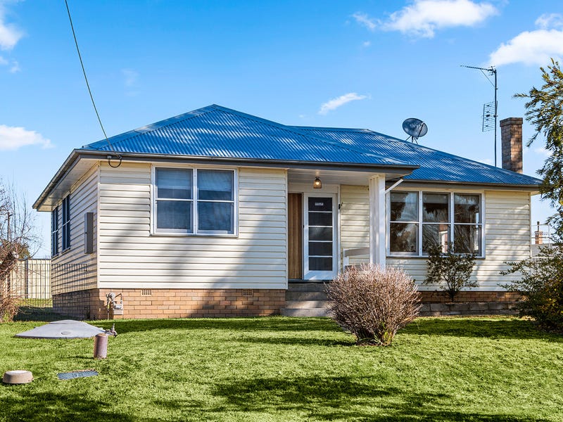 8 Brayton Road, Marulan, NSW 2579