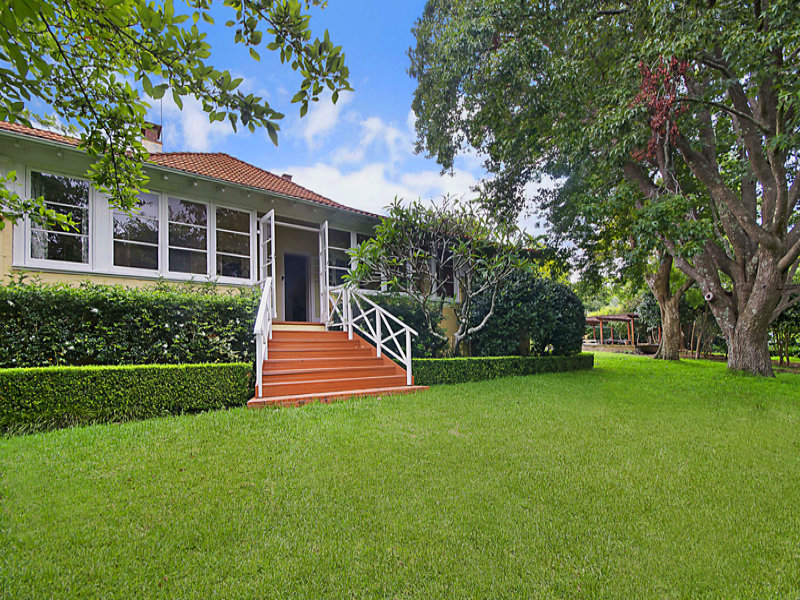 82 Eastern Rd, Turramurra, NSW 2074 Property Details