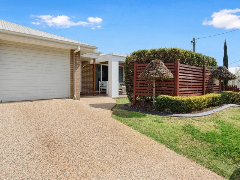 1/83 Ramsay Street, Centenary Heights, QLD 4350