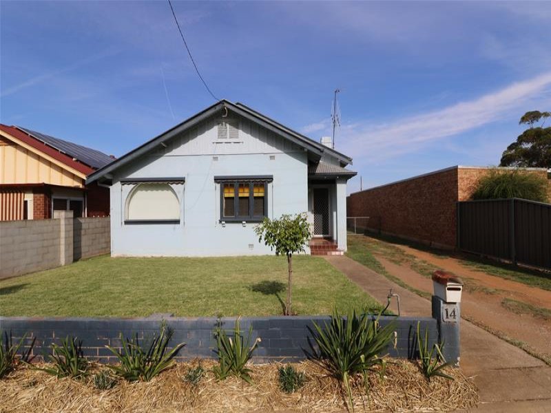 14 Vaux Lane, Cowra, NSW 2794 Property Details