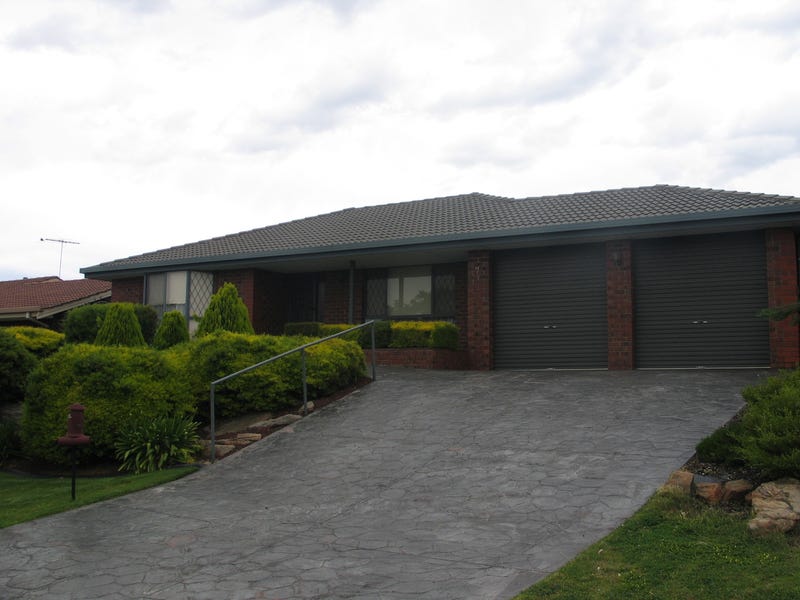 7 Austerlitz Court, Greenwith, SA 5125