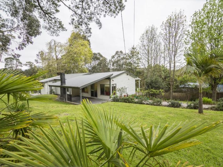11 Eleva Road, Healesville, Vic 3777 Property Details