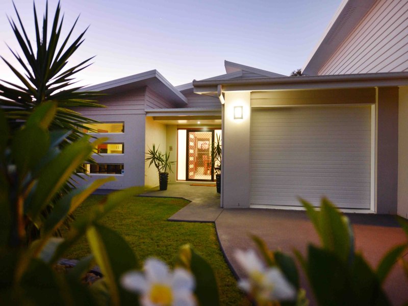 10 Sanctuary Place, South Gladstone, QLD 4680 10 Sanctuary Place, South Gladstone, QLD 4680