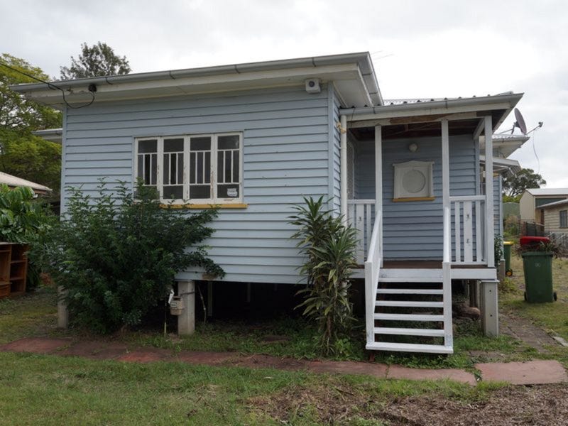 4 Cemetery Road, Ipswich, QLD 4305