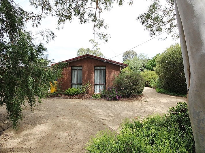 100 Cromie Street, Rupanyup, Vic 3388 Property Details