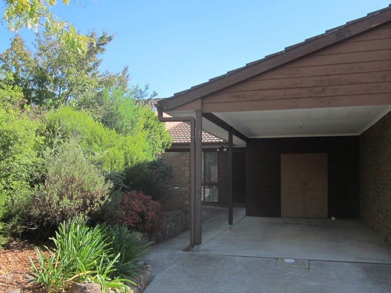 16-flecker-place-florey-act-2615-realestate-au