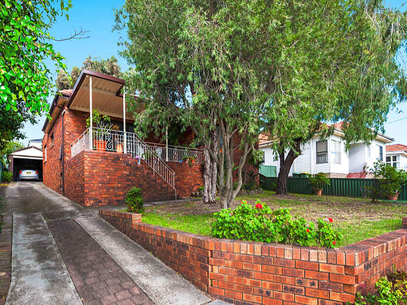 7 Warburton Street, Chifley, NSW 2036 Property Details