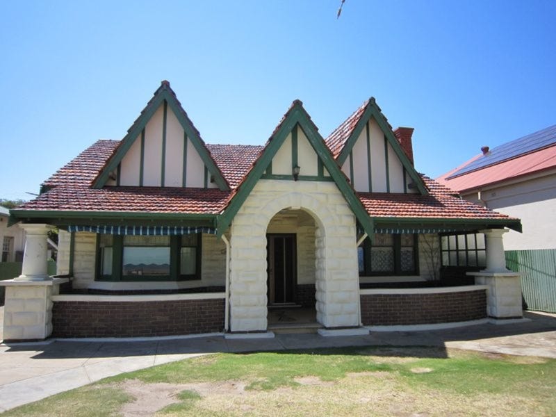 152 Esplanade, Largs Bay, SA 5016