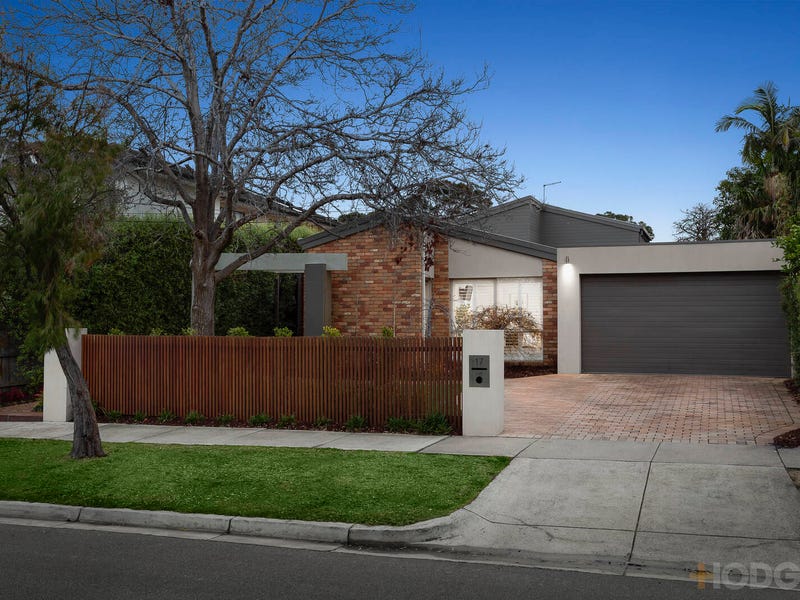 17 Oak Street, Beaumaris, VIC 3193