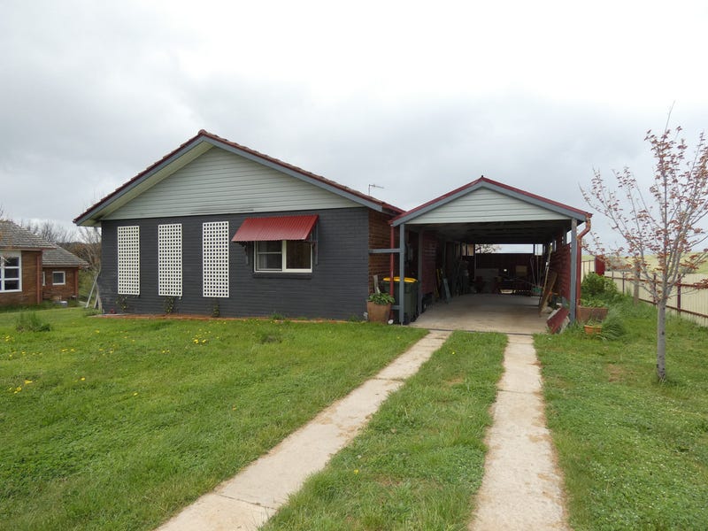 9 Cosgrove Street, Adaminaby, NSW 2629 House for Sale