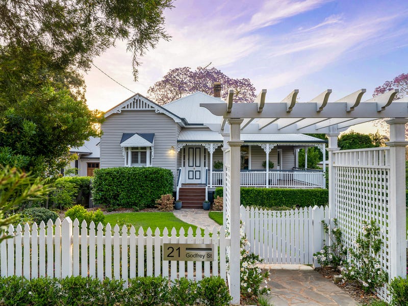 21 Godfrey Street, East Toowoomba, QLD 4350