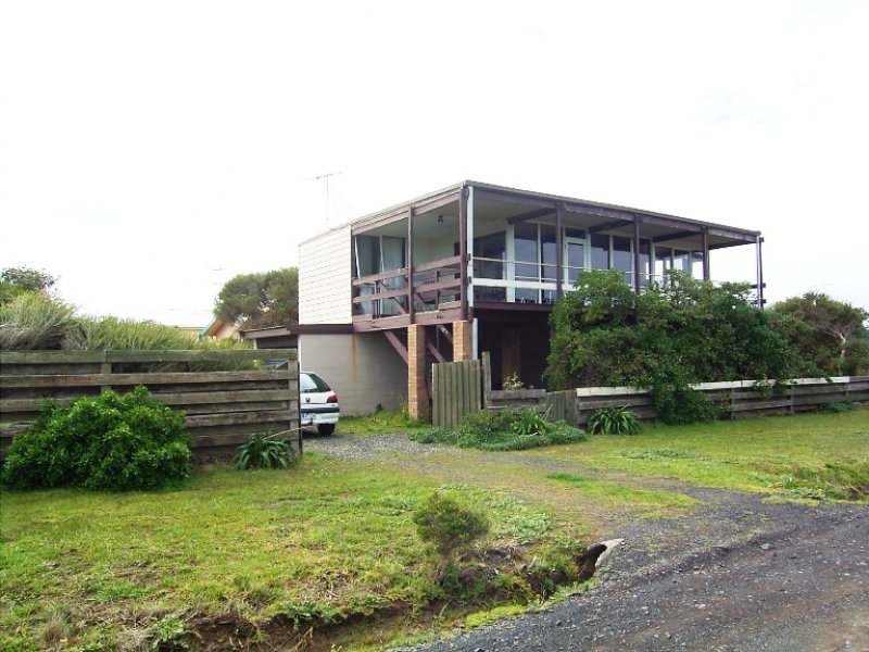 12 Links Street, Surf Beach, VIC 3922