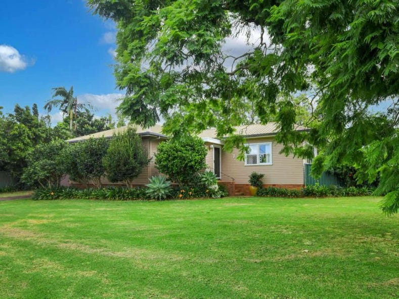 7 James Street, East Toowoomba, QLD 4350 - realestate.com.au