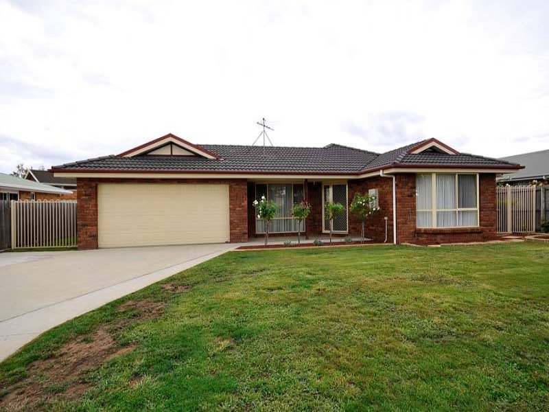 34 Mount Stuart Drive, Newnham, TAS 7248