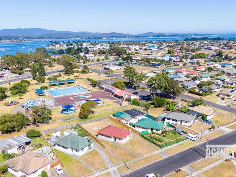 17 Lambert Street, Town, Tas 7253 House for Sale