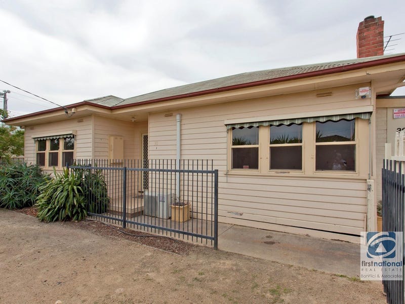1/30 Wilson Street, Wodonga, Vic 3690 Property Details