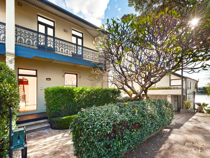 32 Nicholson Street, Balmain East, NSW 2041