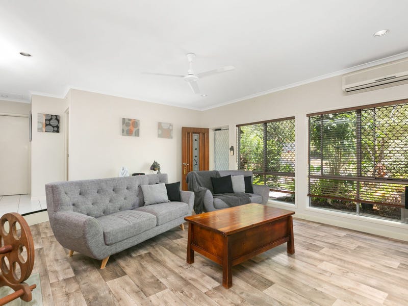 6 McFarlane Drive, Kanimbla, Qld 4870 Property Details