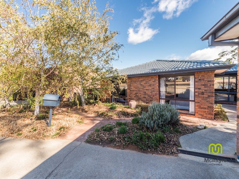 6 Byles Place, Chisholm, ACT 2905 Property Details