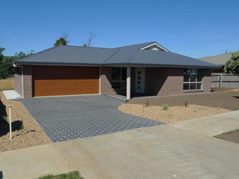 78 Mount Stuart Drive, Newnham, TAS 7248