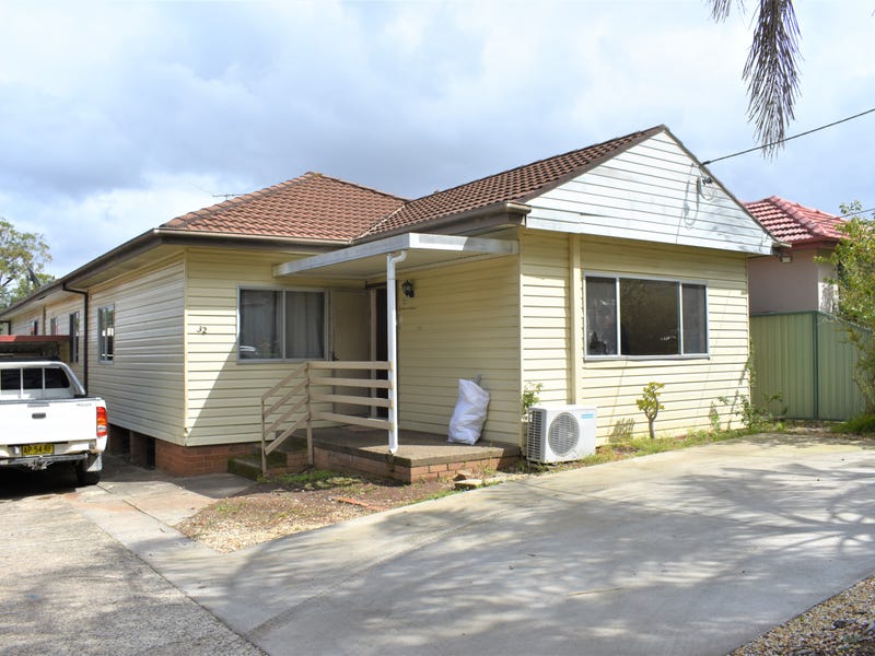 32 Robertson Road, Chester Hill, NSW 2162