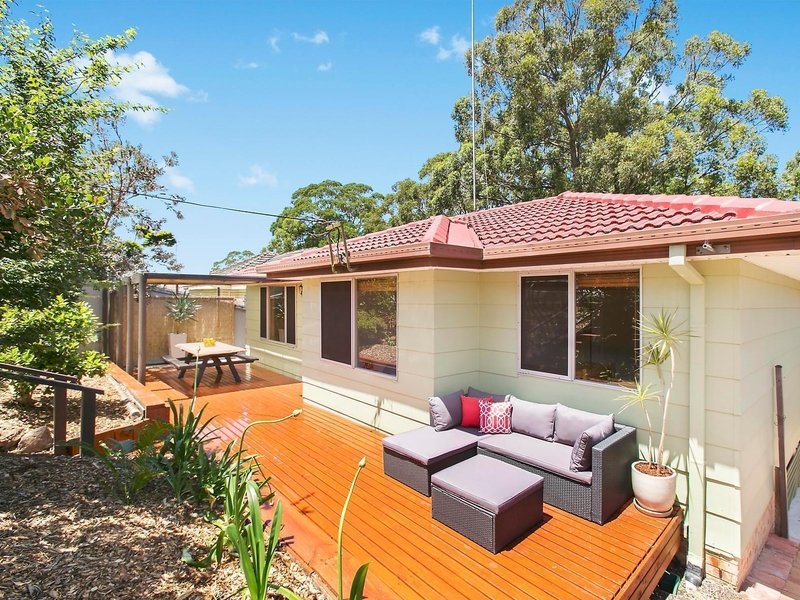 7 Stanley Avenue, Farmborough Heights, NSW 2526