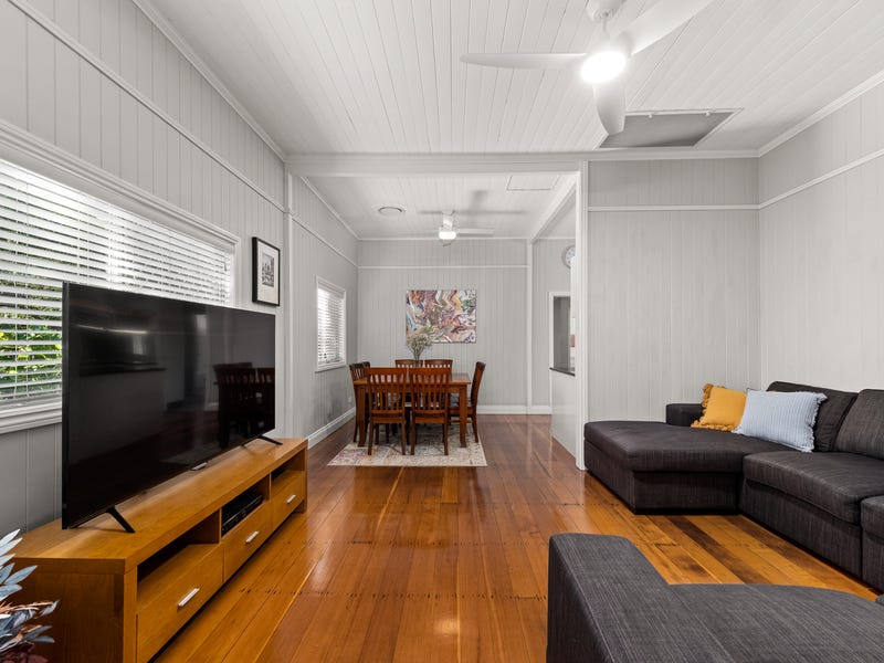 6 Sydney Street, Fairfield, QLD 4103