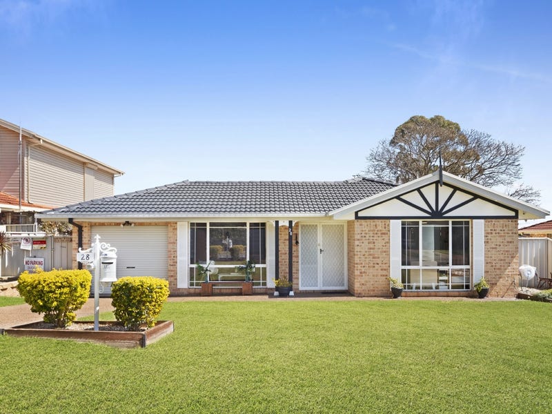 28 Moncrieff Close, St Helens Park, NSW 2560