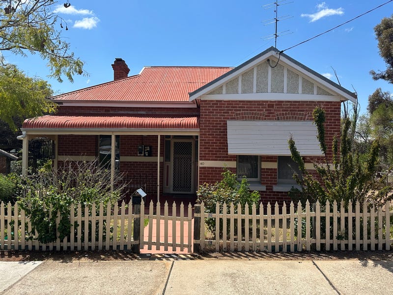 40 Hunt Road, Beverley, WA 6304 Property Details