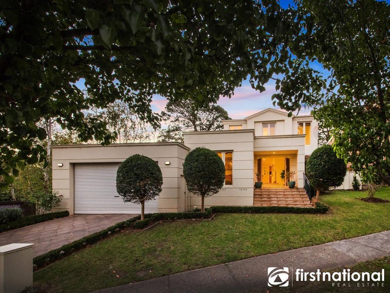 2729 Quarry Hills Drive, Berwick, Vic 3806 Property Details