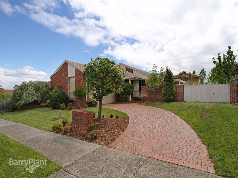 8 Mead Court, Wantirna South, VIC 3152
