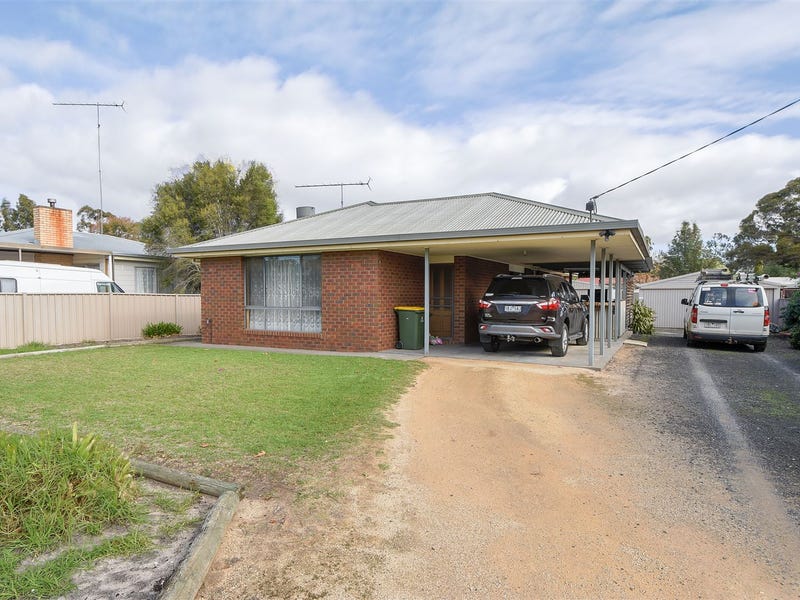 171 Elizabeth Street, Edenhope, VIC 3318