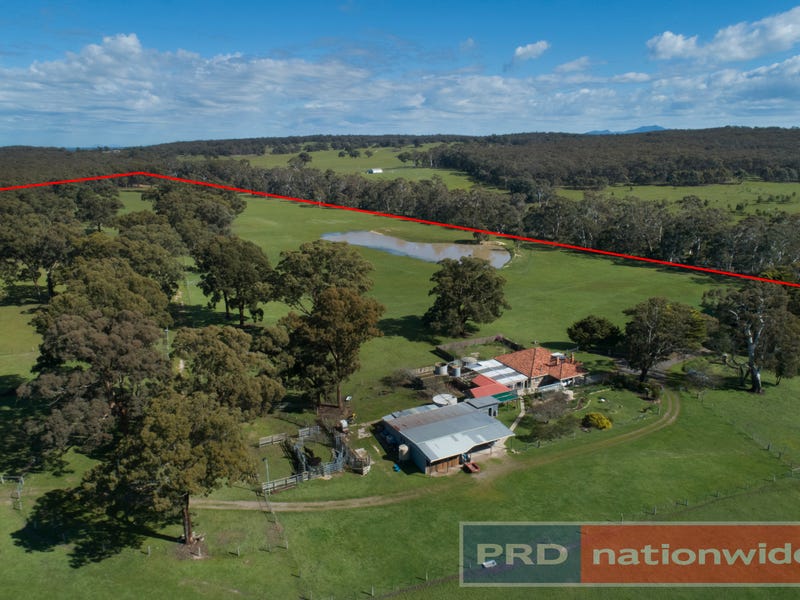249 Stockyard Hill Road & Farleys Lane, Beaufort, Vic 3373 House for Sale