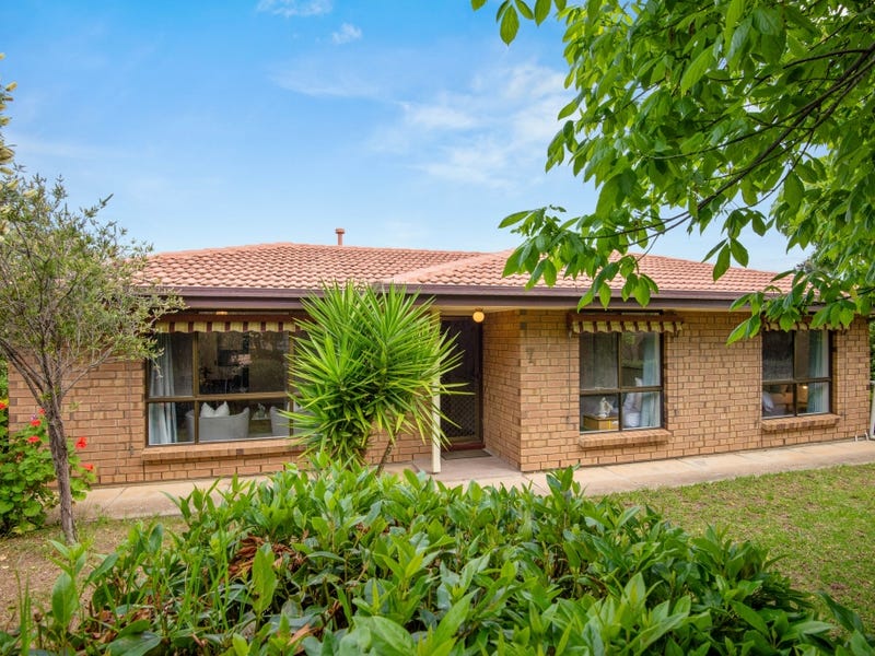 7 Julia Crescent, Woodcroft, SA 5162 Property Details