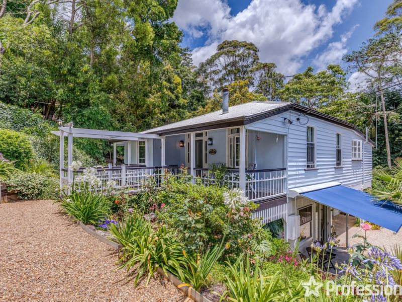59 Long Road Tamborine Mountain Qld 4272