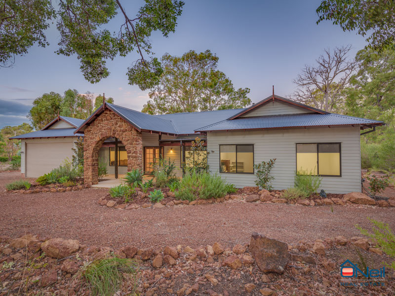 27 Hibbertia Court, Jarrahdale, WA 6124 Property Details